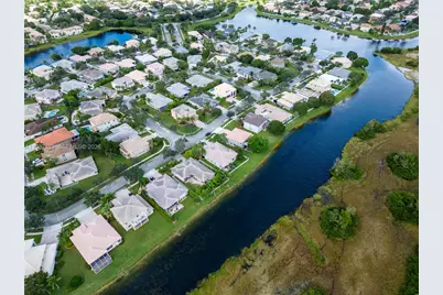 903 NW 167th Ave, Pembroke Pines, FL 33028 - Photo 61