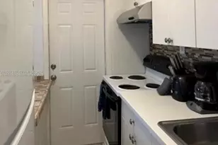 1542 NW 35th St, Miami, FL 33142 - Photo 5