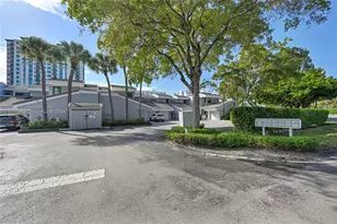 310 Poinciana Dr, Sunny Isles Beach, FL 33160 - Photo 9