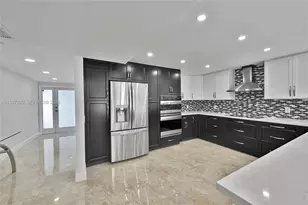 310 Poinciana Dr, Sunny Isles Beach, FL 33160 - Photo 15