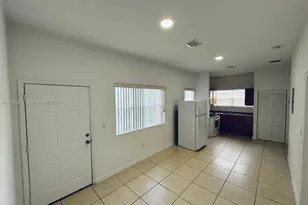 1330 NW 5th St, Miami, FL 33125 - Photo 15