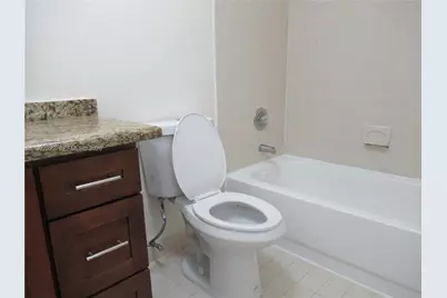 8100 Geneva Ct #243, Doral, FL 33166 - Photo 13