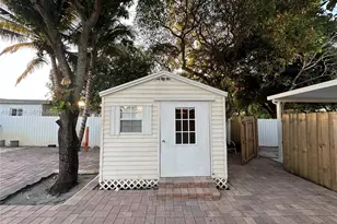 1211 W 34th St, Hialeah, FL 33012 - Photo 21