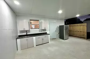 1211 W 34th St, Hialeah, FL 33012 - Photo 15