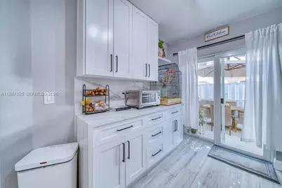 7785 NW 22nd Ct #104, Pembroke Pines, FL 33024 - Photo 11