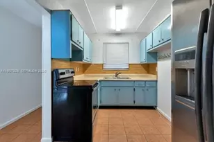 3033 NW 43rd Ave, Lauderdale Lakes, FL 33313 - Photo 11