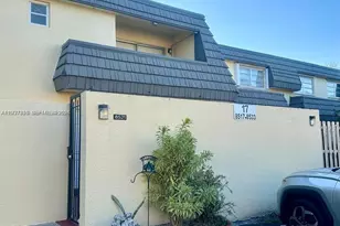 8521 SW 137th Ave, Miami, FL 33183 - Photo 1