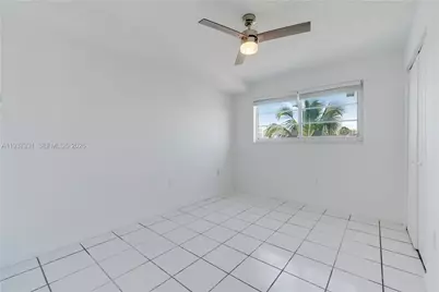 1428 Euclid Ave #404, Miami Beach, FL 33139 - Photo 17