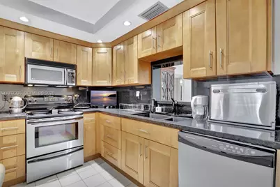 2301 Lucaya Ln #M1, Coconut Creek, FL 33066 - Photo 17