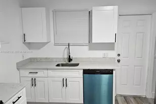 1033 N Andrews Ave, Fort Lauderdale, FL 33311 - Photo 1