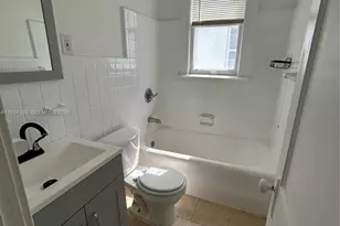 529 NE 66th St, Miami, FL 33138 - Photo 5