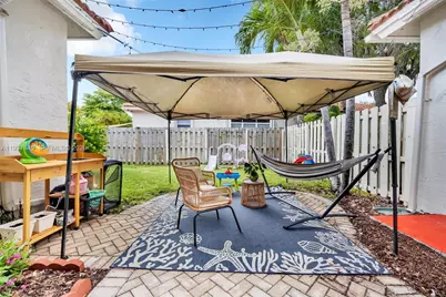 13174 NW 9th Ct, Pembroke Pines, FL 33028 - Photo 41