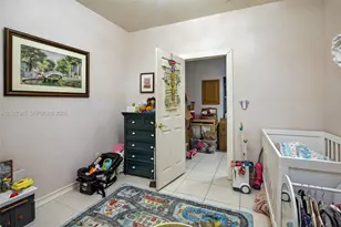 13174 NW 9th Ct, Pembroke Pines, FL 33028 - Photo 23