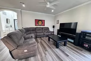 19232 N Gardenia Ave, Weston, FL 33332 - Photo 15