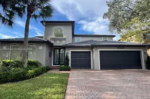 19232 N Gardenia Ave, Weston, FL 33332 - Photo 1