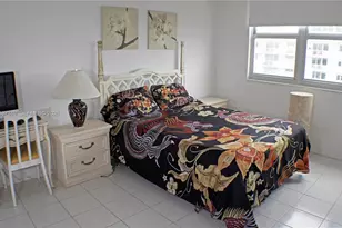 9511 Collins Ave, Surfside, FL 33154 - Photo 3