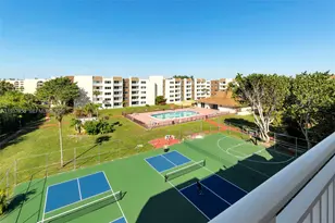 6940 Miami Gardens Dr, Hialeah, FL 33015 - Photo 23