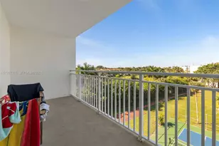 6940 Miami Gardens Dr, Hialeah, FL 33015 - Photo 15