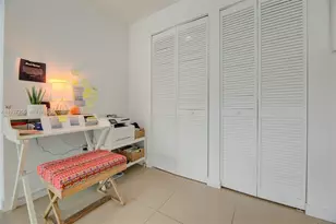 300 S Biscayne Blvd, Miami, FL 33131 - Photo 21