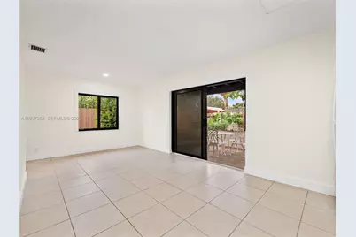 700 SW 12th St, Fort Lauderdale, FL 33315 - Photo 9