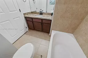 1228 SW 147th Ave, Pembroke Pines, FL 33027 - Photo 7