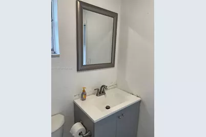 1471 NW 22nd St, Fort Lauderdale, FL 33311 - Photo 33
