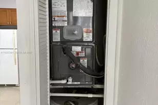 1471 NW 22nd St, Fort Lauderdale, FL 33311 - Photo 19