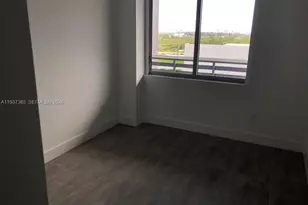 16385 Biscayne Blvd, North Miami Beach, FL 33160 - Photo 19