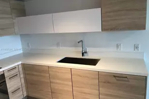 16385 Biscayne Blvd, North Miami Beach, FL 33160 - Photo 7