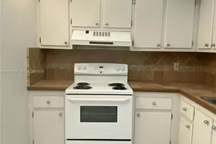 1200 NE Miami Gardens Dr, Miami, FL 33179 - Photo 7