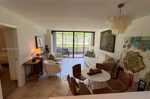 20500 W Country Club Dr, Aventura, FL 33180 - Photo 3