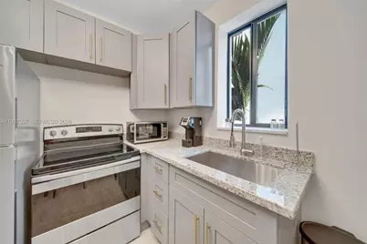 2162 SW 14th Ter #106, Miami, FL 33145 - Photo 3