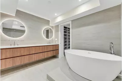 19355 Turnberry Way #4K, Aventura, FL 33180 - Photo 13