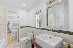 4490 Royal Palm Ave, Miami Beach, FL 33140 - Photo 17