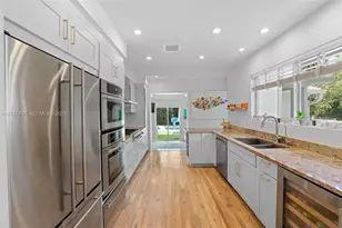 4490 Royal Palm Ave, Miami Beach, FL 33140 - Photo 9