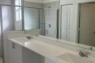 2422 SE 30th St, Homestead, FL 33035 - Photo 29