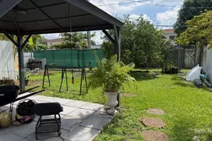 832 E 20th St, Hialeah, FL 33013 - Photo 9