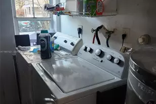 223 SW 159th Terrace, Sunrise, FL 33326 - Photo 15