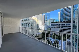 1200 Brickell Bay Dr, Miami, FL 33131 - Photo 13