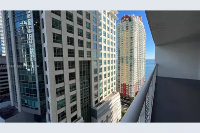 1200 Brickell Bay Dr #2018, Miami, FL 33131 - Photo 11