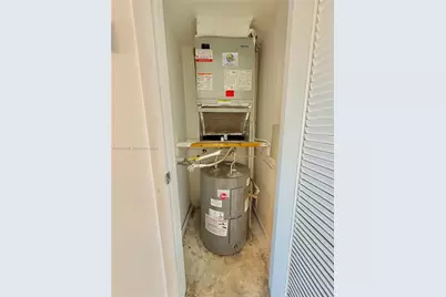 2320 S Cypress Bend Dr #305, Pompano Beach, FL 33069 - Photo 23