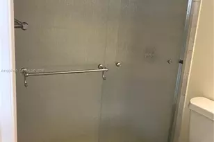 6995 NW 186th St, Hialeah, FL 33015 - Photo 11