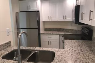 6995 NW 186th St, Hialeah, FL 33015 - Photo 3