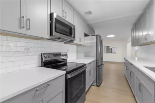 3021 SW 23rd St, Fort Lauderdale, FL 33312 - Photo 15