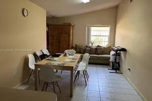 2566 W 73rd Pl, Hialeah, FL 33016 - Photo 5