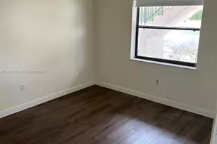 6031 Shaker Wood Cir, Tamarac, FL 33319 - Photo 9