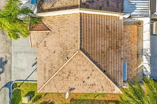 7665 NW 183rd Terrace, Hialeah, FL 33015 - Photo 19