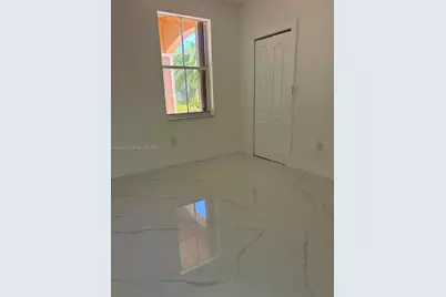 7729 NW 194th Ter, Hialeah, FL 33015 - Photo 19