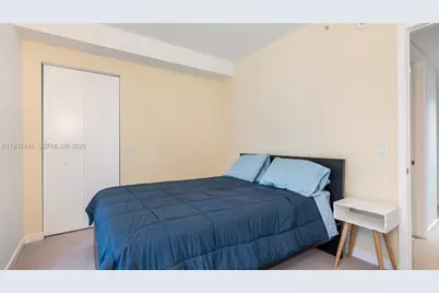 31 SE 6th St #1708, Miami, FL 33131 - Photo 19