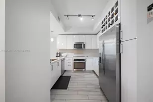 999 SW 1st Ave, Miami, FL 33130 - Photo 11